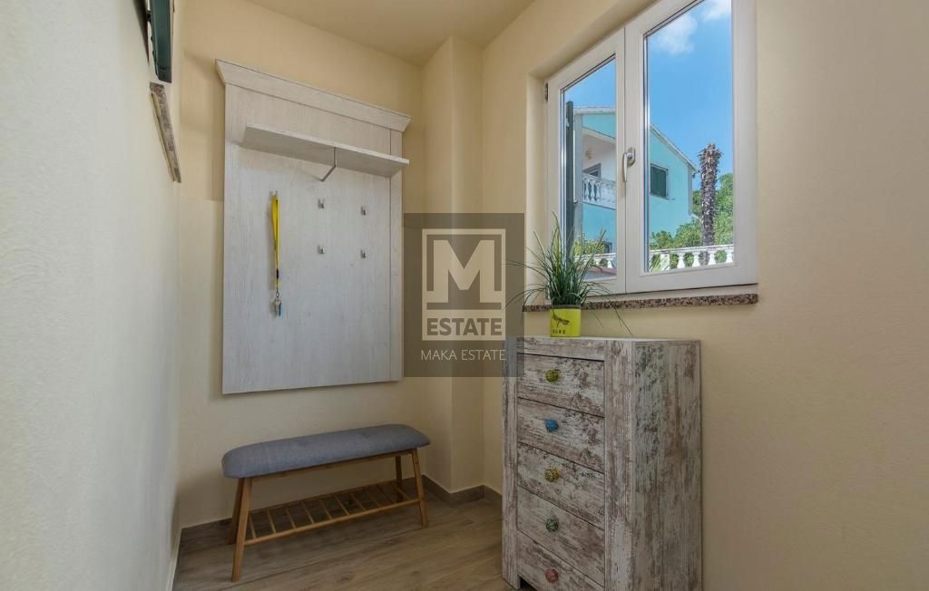 Parenzo, dintorni, Casa con piscina e bellissima vista sul mare