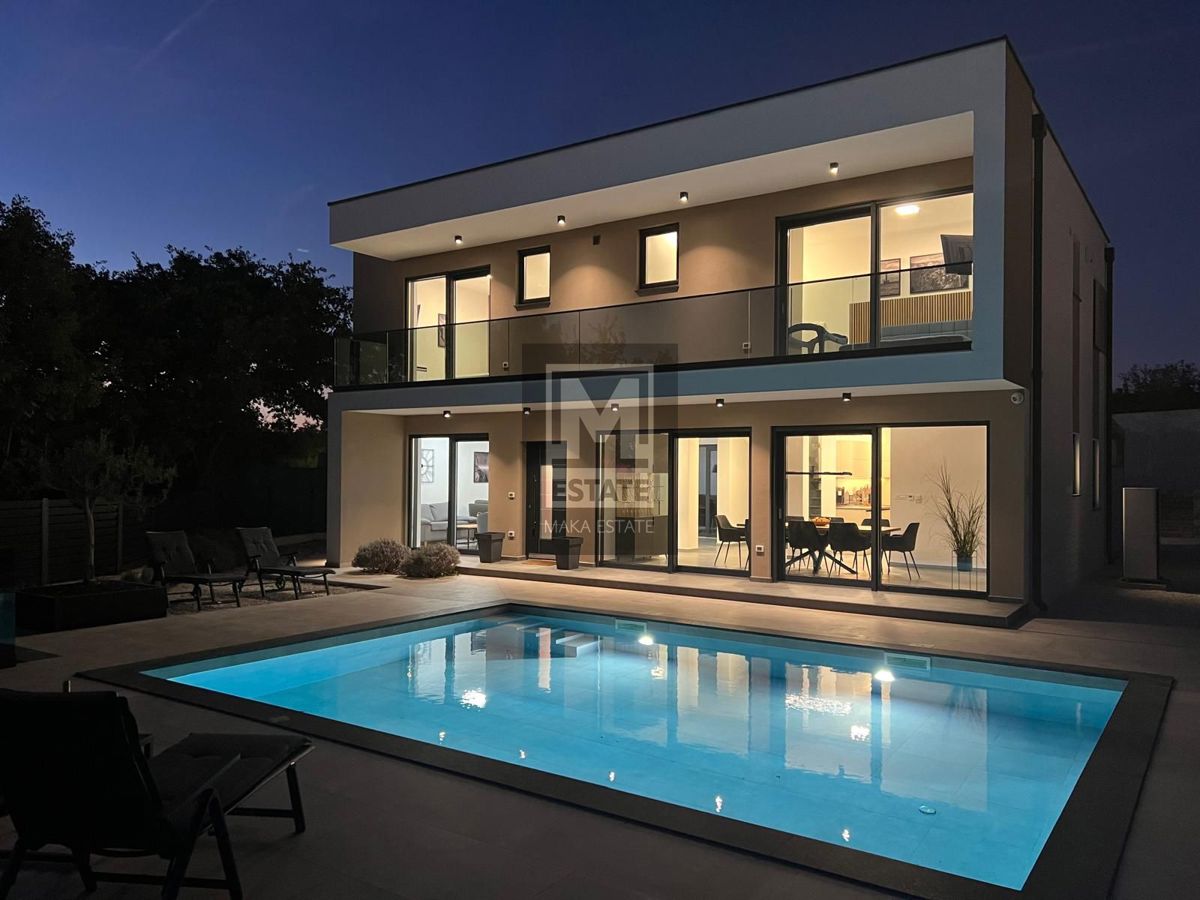 Smoljanci , dintorni, Bellissima villa moderna con vista mare!