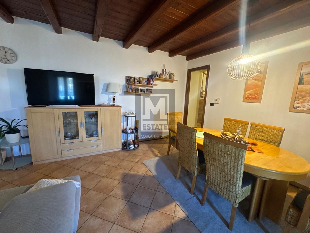 Kaštelir, una splendida casa a schiera!