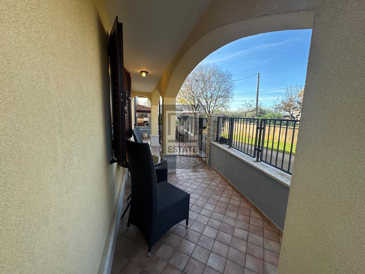 Kaštelir, una splendida casa a schiera!