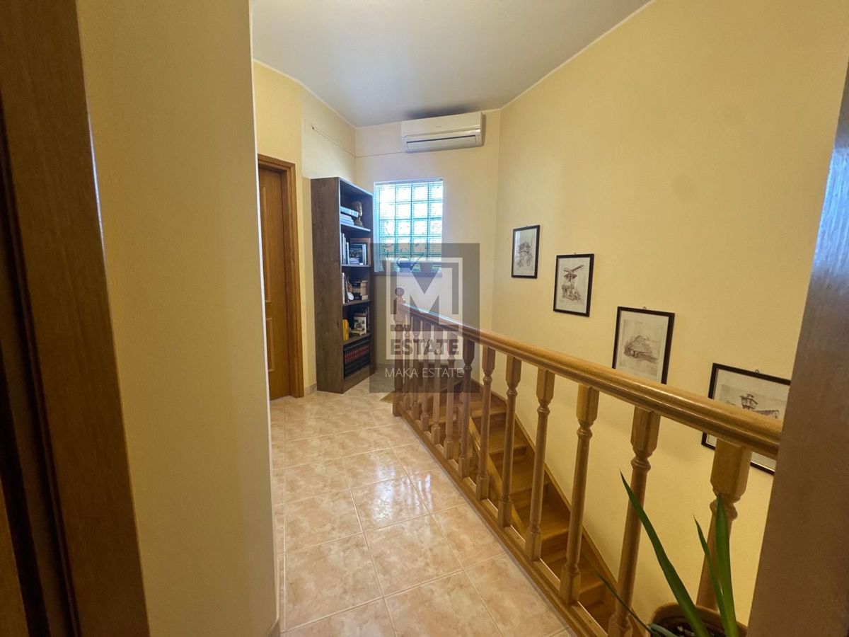 Kaštelir, una splendida casa a schiera!