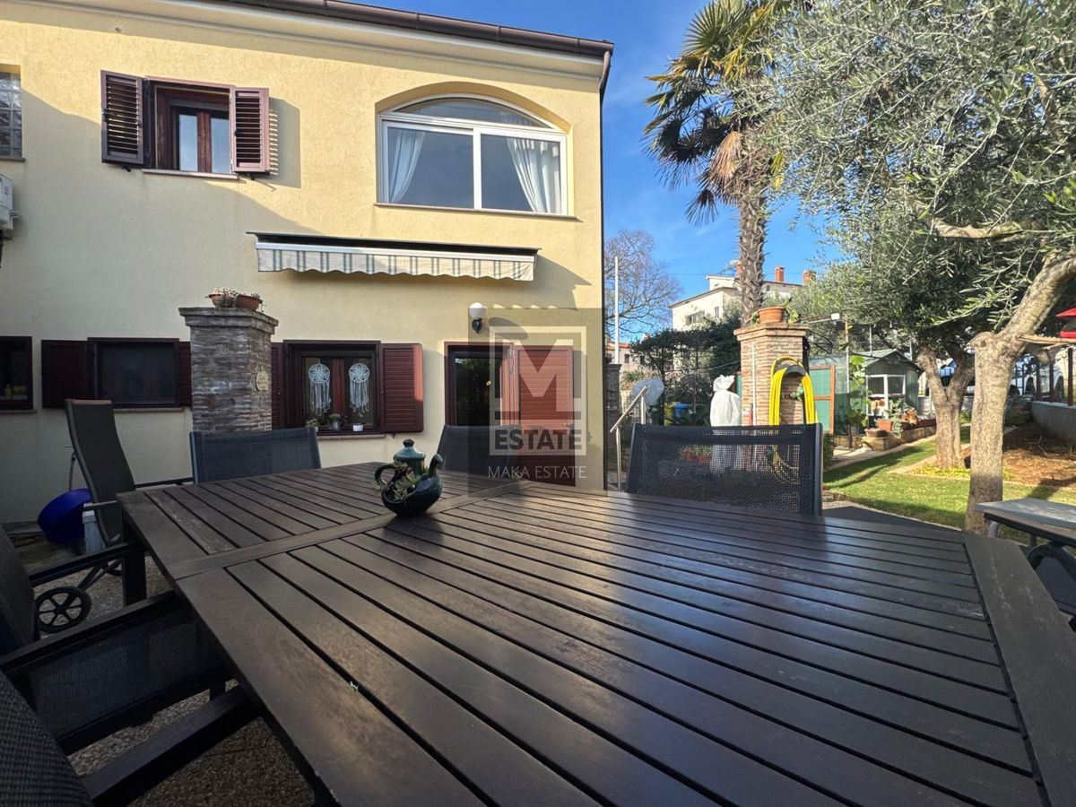 Kaštelir, una splendida casa a schiera!