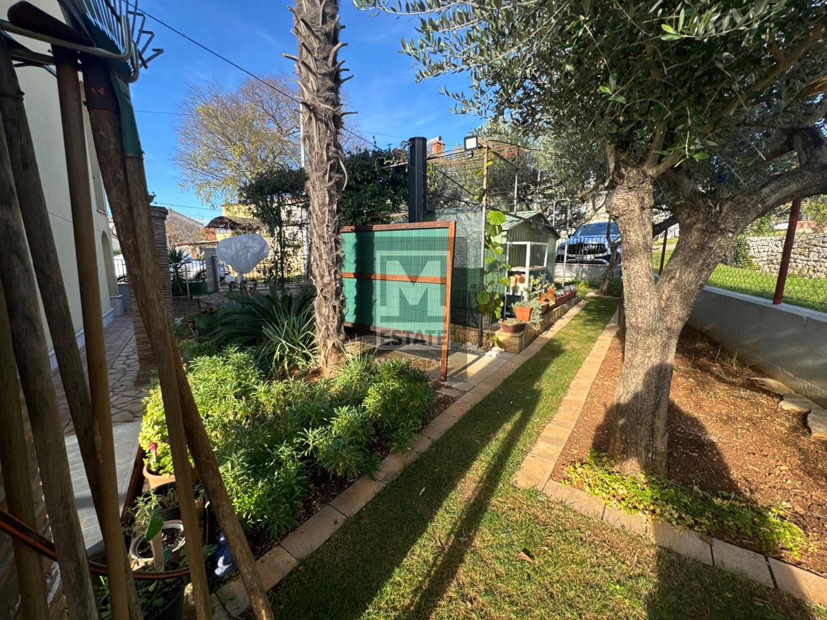 Kaštelir, una splendida casa a schiera!