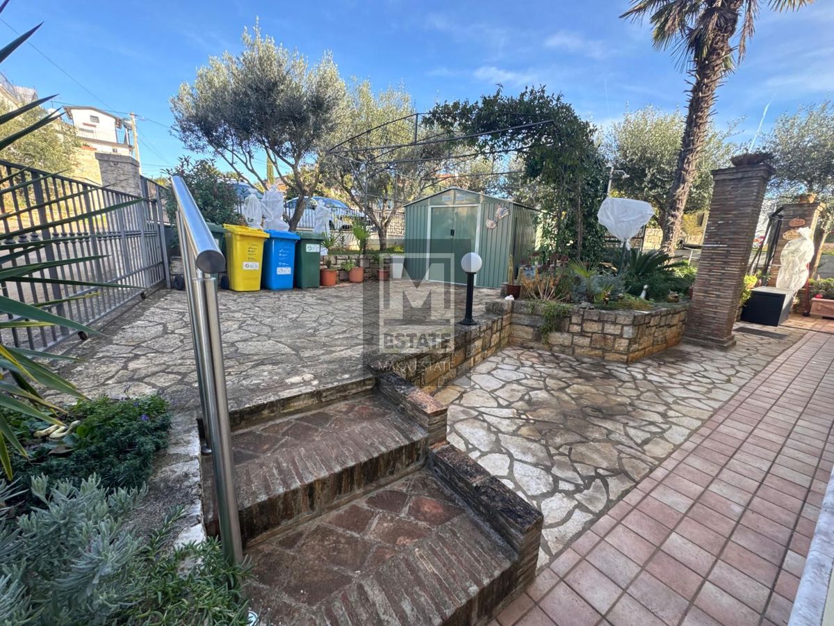 Kaštelir, una splendida casa a schiera!