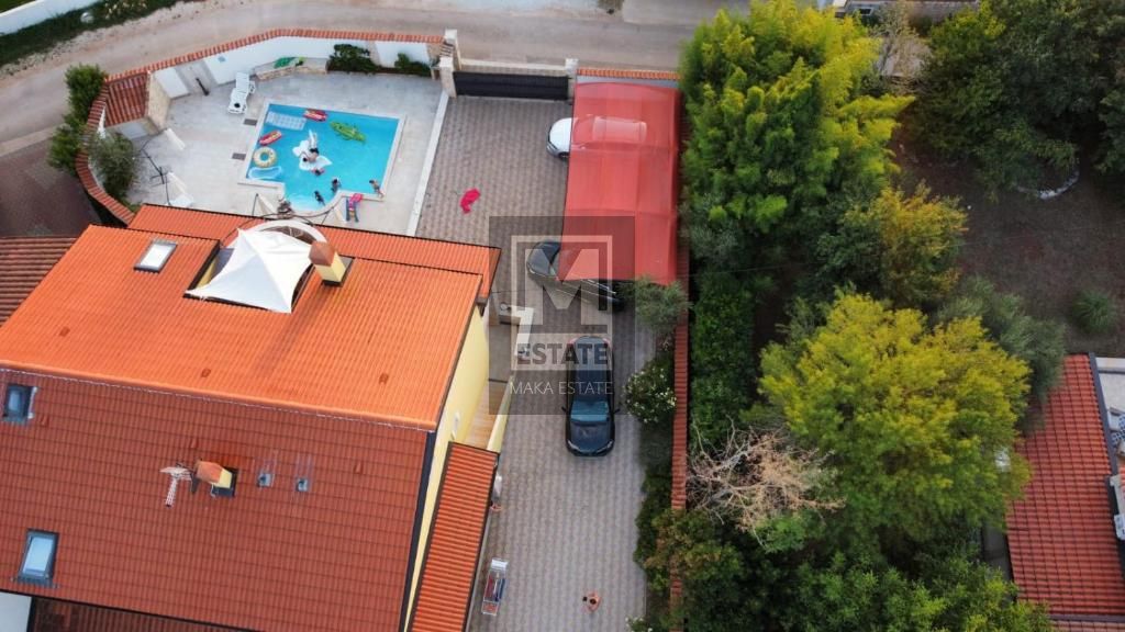 Parenzo, dintorni, ottima villa con piscina!