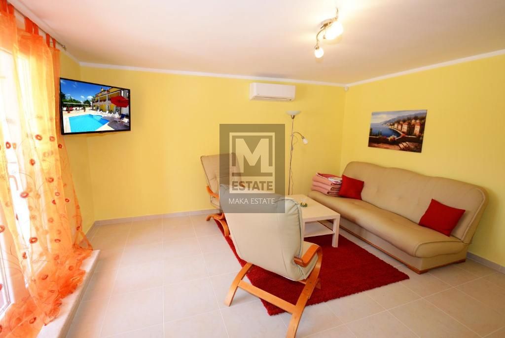 Parenzo, dintorni, ottima villa con piscina!