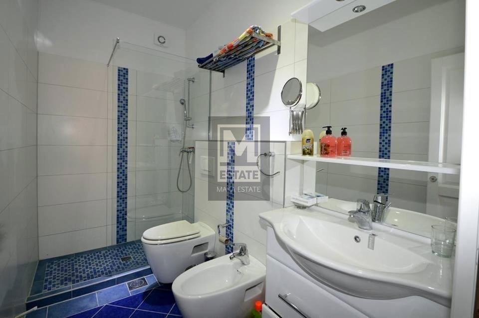 Parenzo, dintorni, ottima villa con piscina!