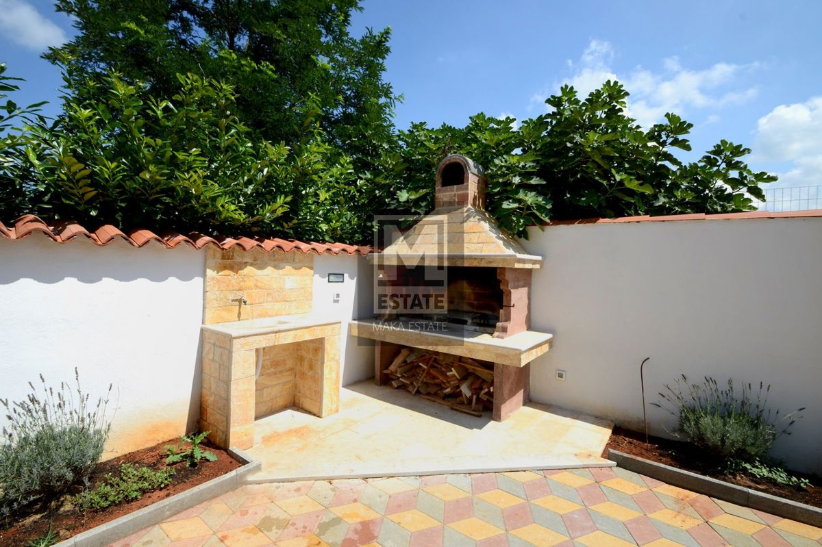 Parenzo, dintorni, ottima villa con piscina!