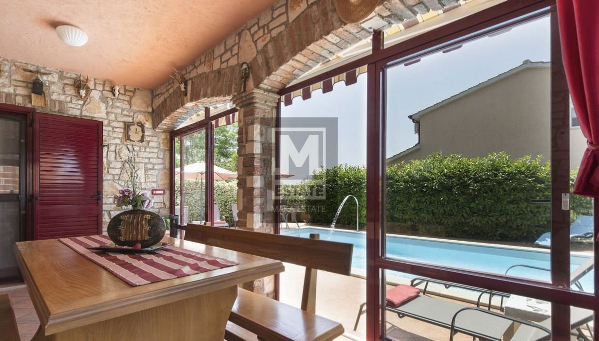 Parenzo, dintorni, Villa con bellissima vista sul mare
