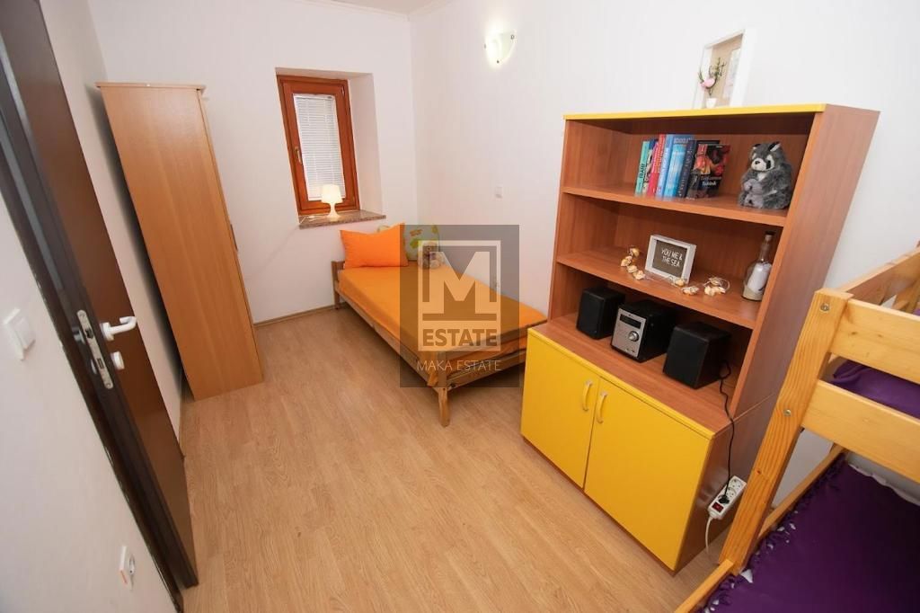 Pola, Dignano, Casa a schiera