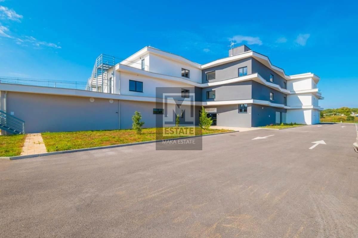 Parenzo, dintorni, ottimo hotel a 4 stelle vicino al mare!