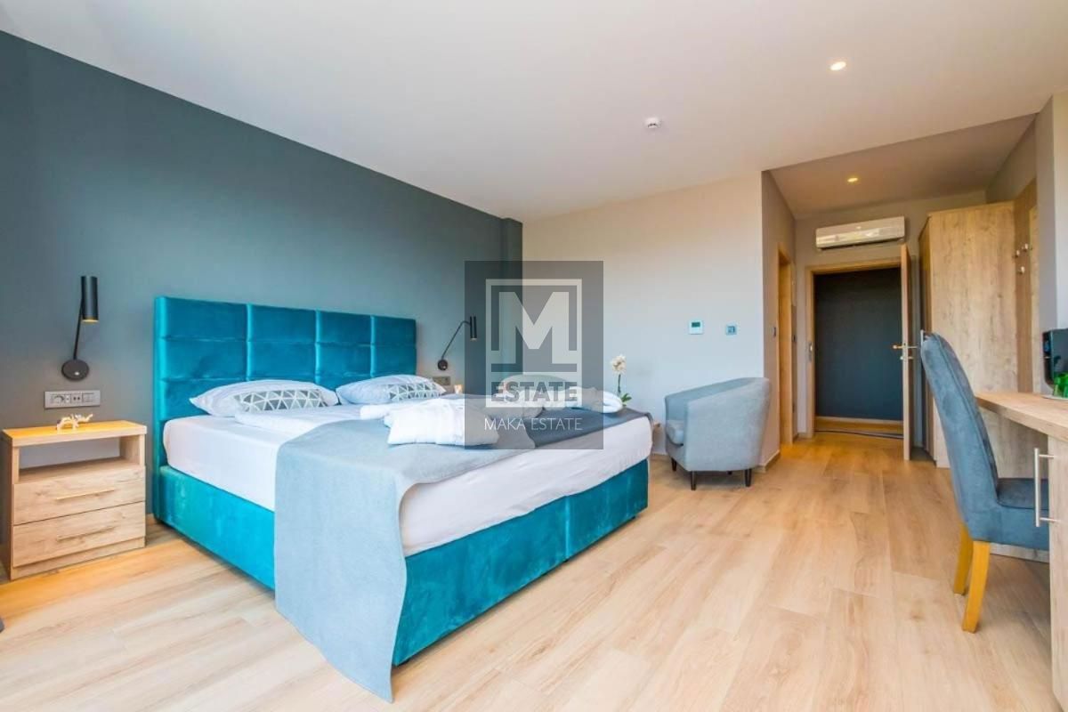 Parenzo, dintorni, ottimo hotel a 4 stelle vicino al mare!