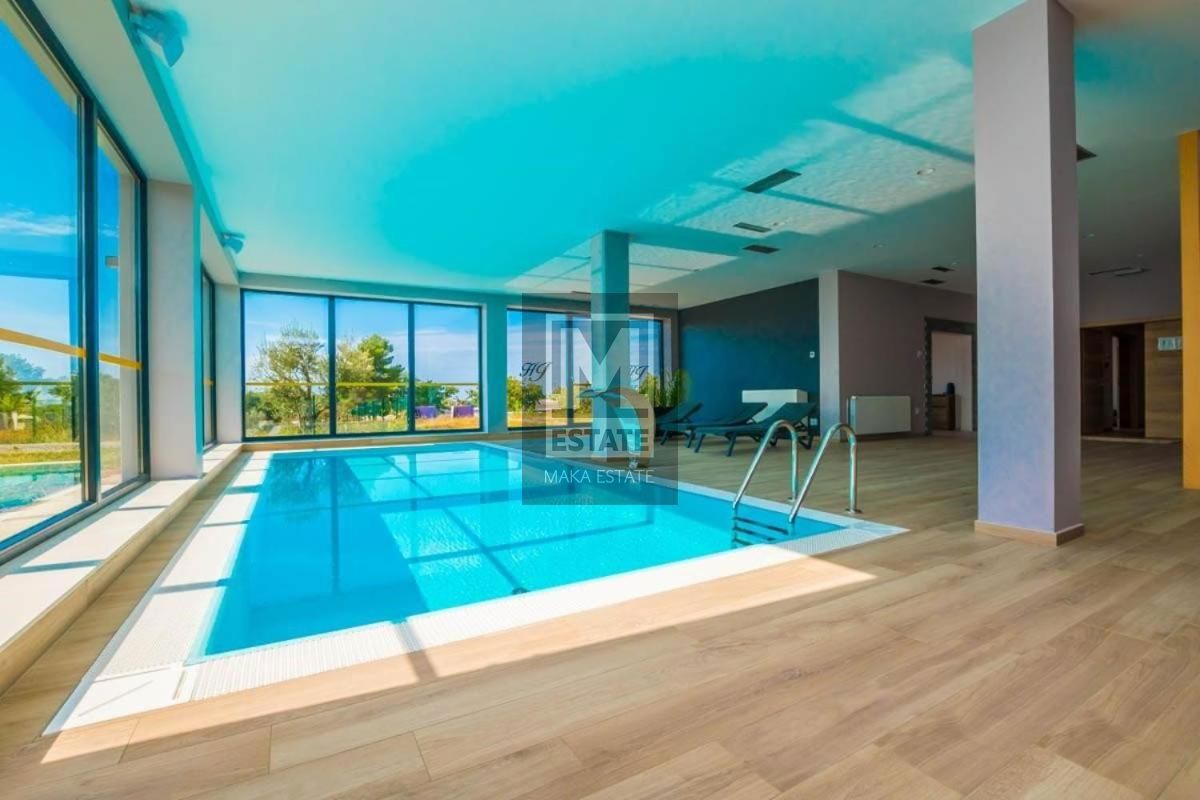 Parenzo, dintorni, ottimo hotel a 4 stelle vicino al mare!