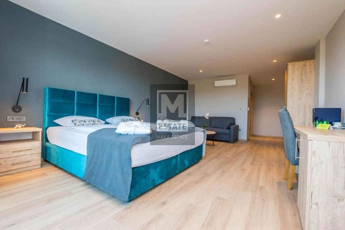 Parenzo, dintorni, ottimo hotel a 4 stelle vicino al mare!