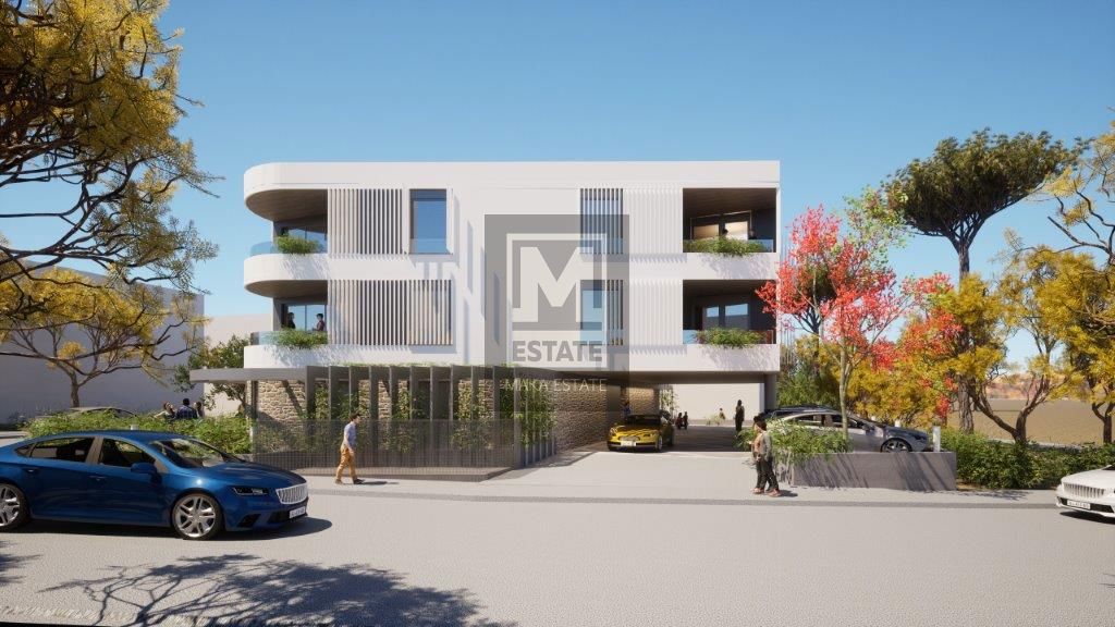 Umago, dintori, Appartamento al 1° piano di un edificio moderno