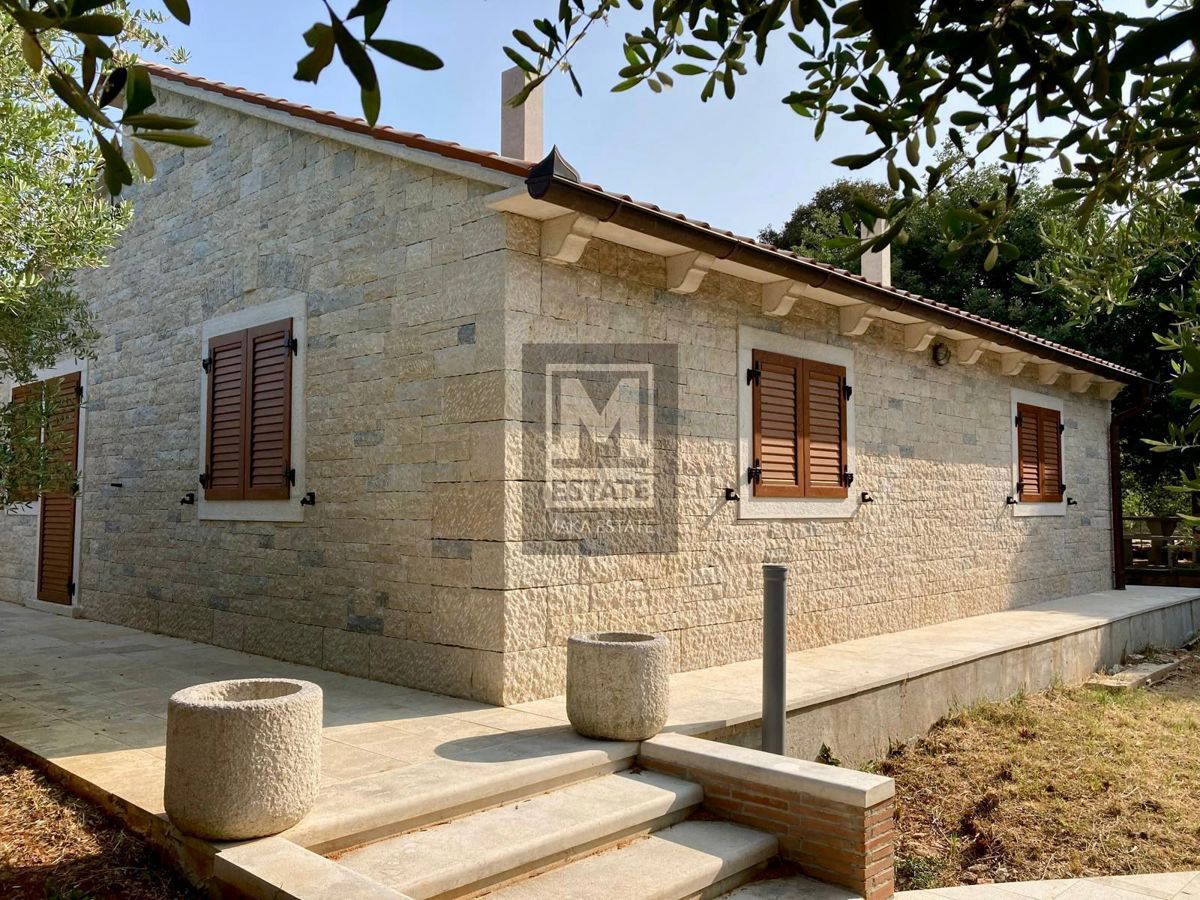 Orsera, dintorni, splendida casa a 100 metri dalla spiaggia