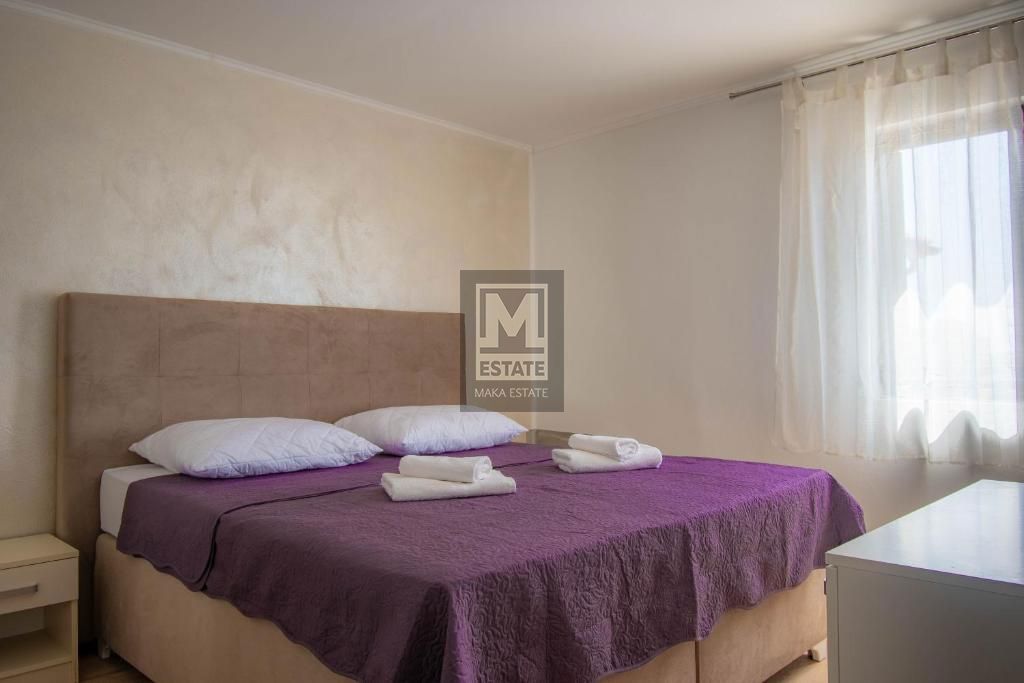 Parenzo, dintorni, ottima villa con piscina e ampio giardino!