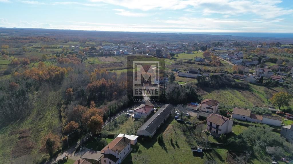 Parenzo, dintorni, terreno edificabile con progetto!