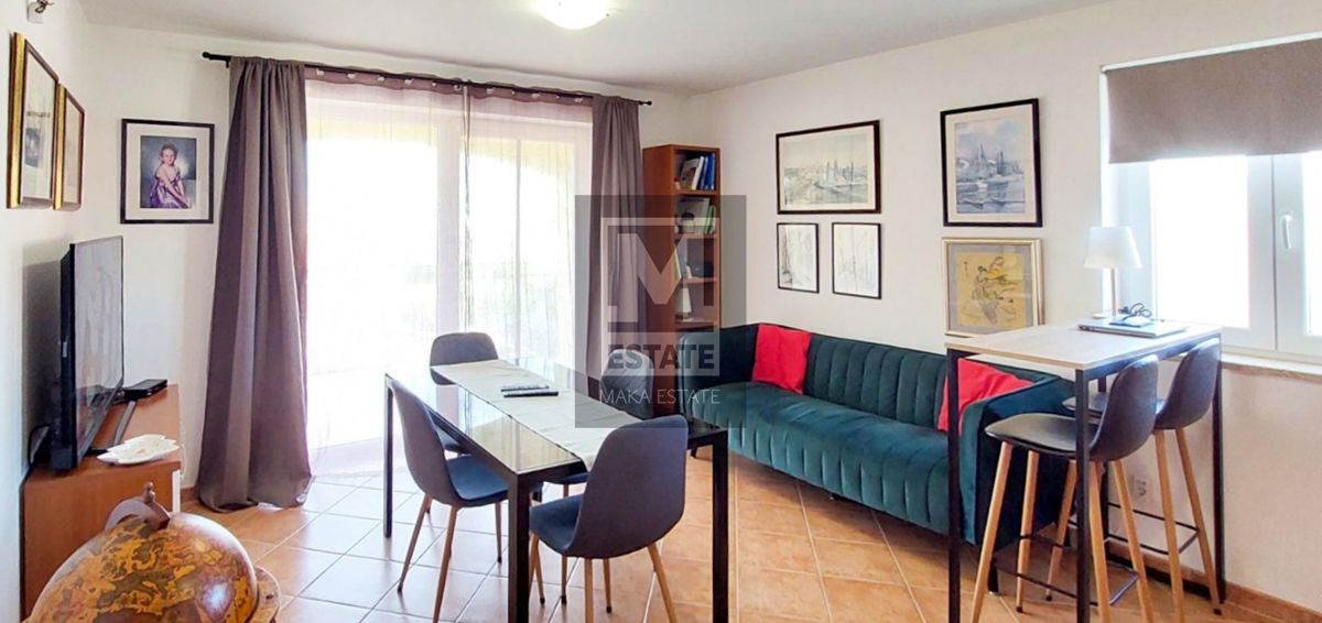 Parenzo, dintorni, appartamento bilocale al primo piano!