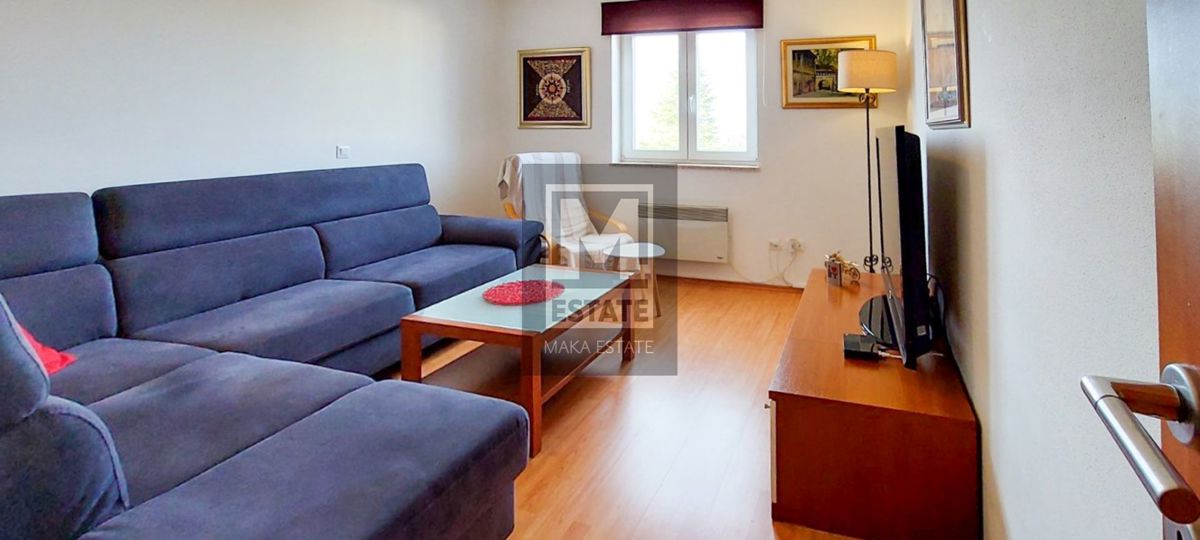 Parenzo, dintorni, appartamento bilocale al primo piano!