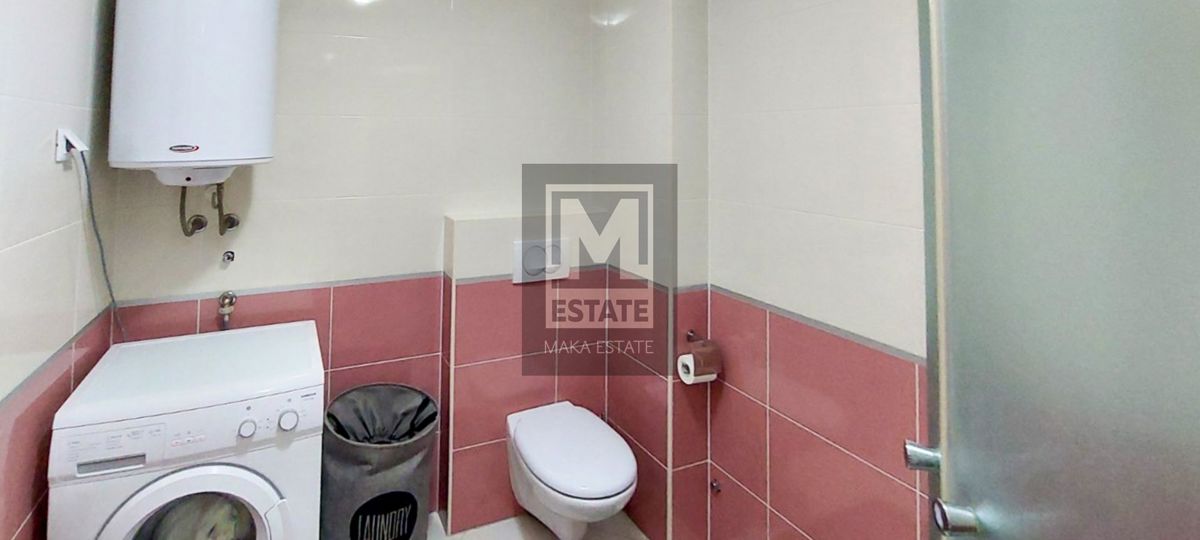 Parenzo, dintorni, appartamento bilocale al primo piano!