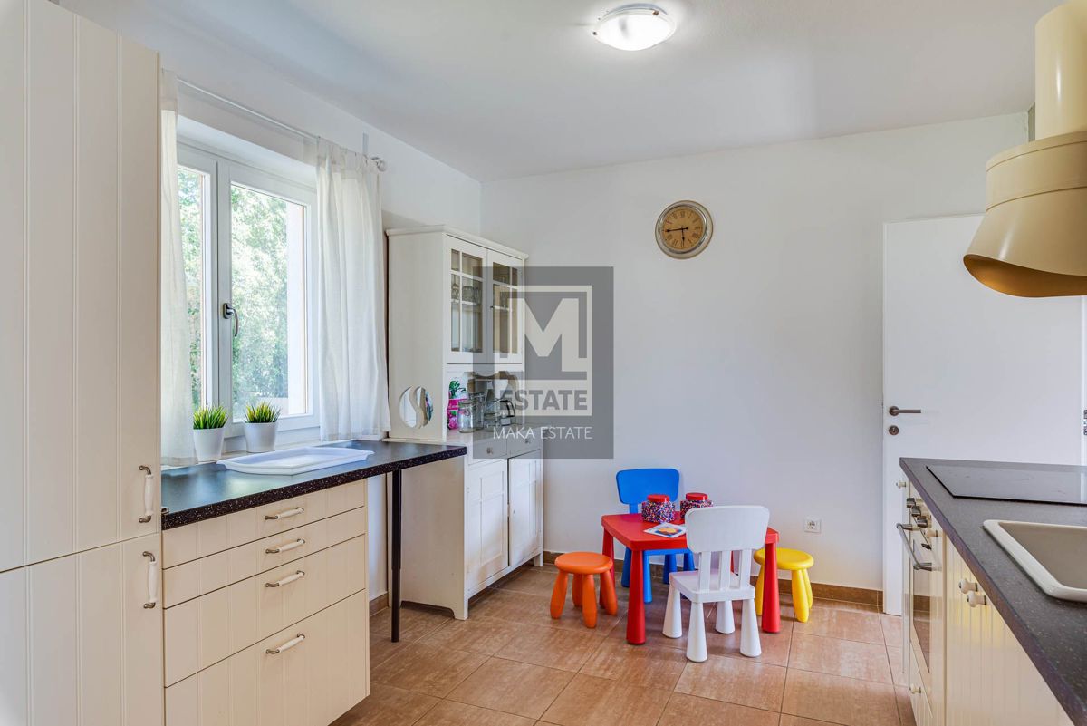 Parenzo, dintorni, bella casa con piscina in un posto tranquillo!