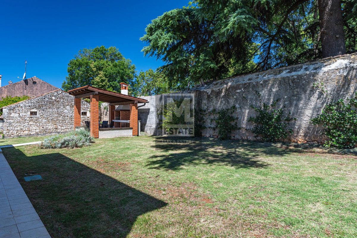 Parenzo, dintorni, bella casa con piscina in un posto tranquillo!