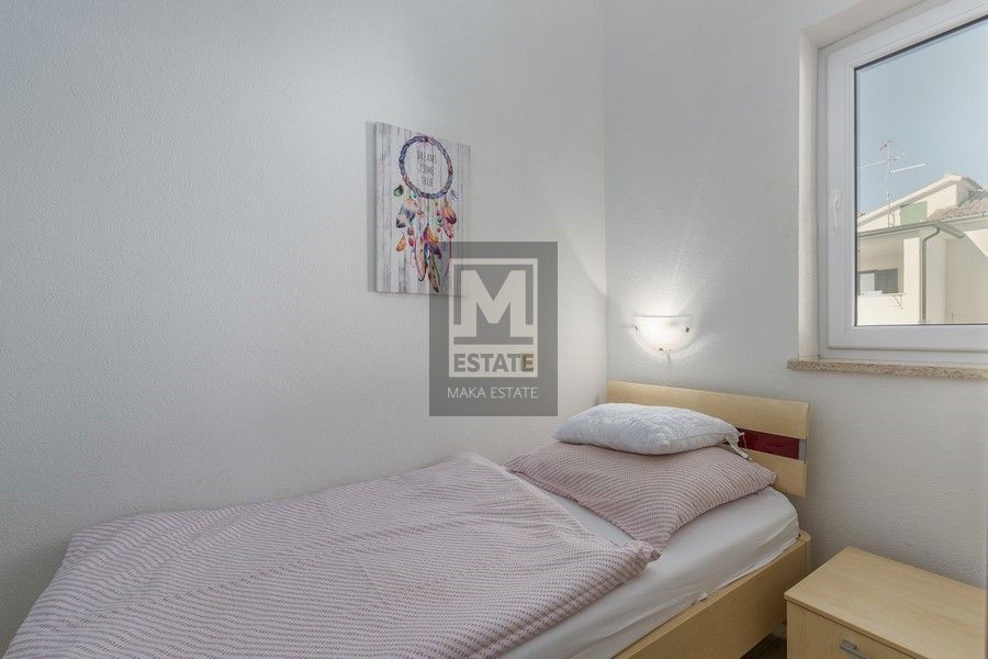 Cittanova, dintorni, casa a schiera con piscina e 3 camere da letto