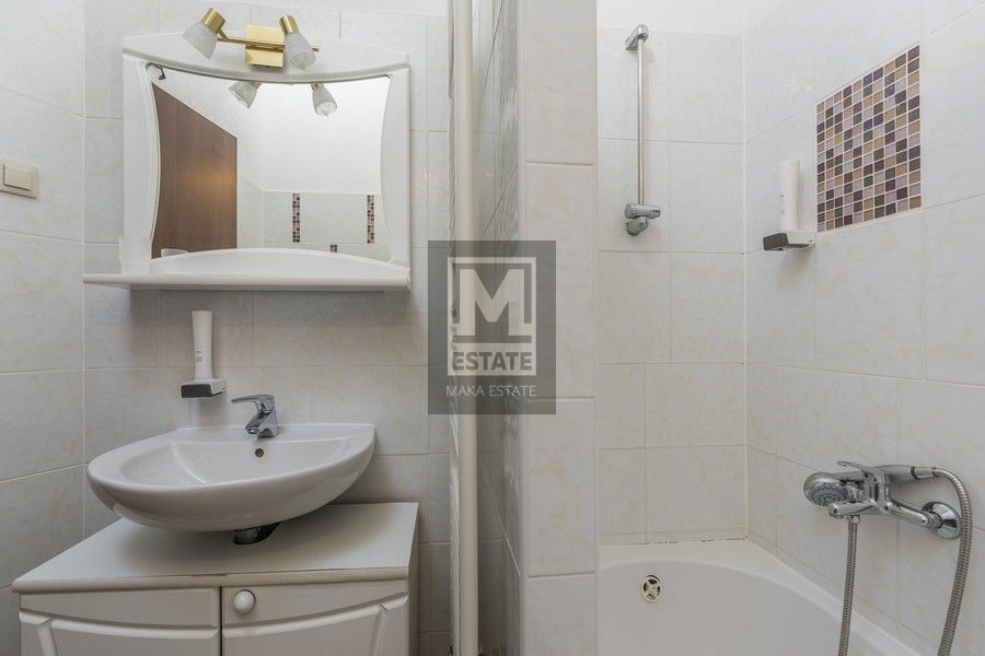 Cittanova, dintorni, casa a schiera con piscina e 3 camere da letto