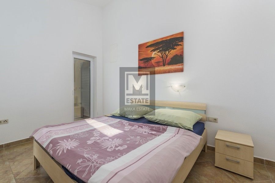Cittanova, dintorni, casa a schiera con piscina e 3 camere da letto