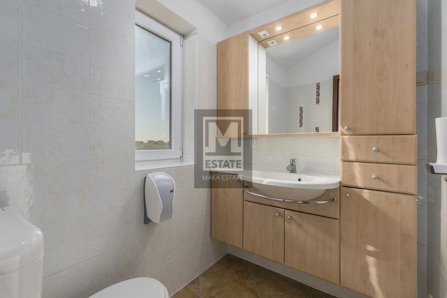 Cittanova, dintorni, casa a schiera con piscina e 3 camere da letto