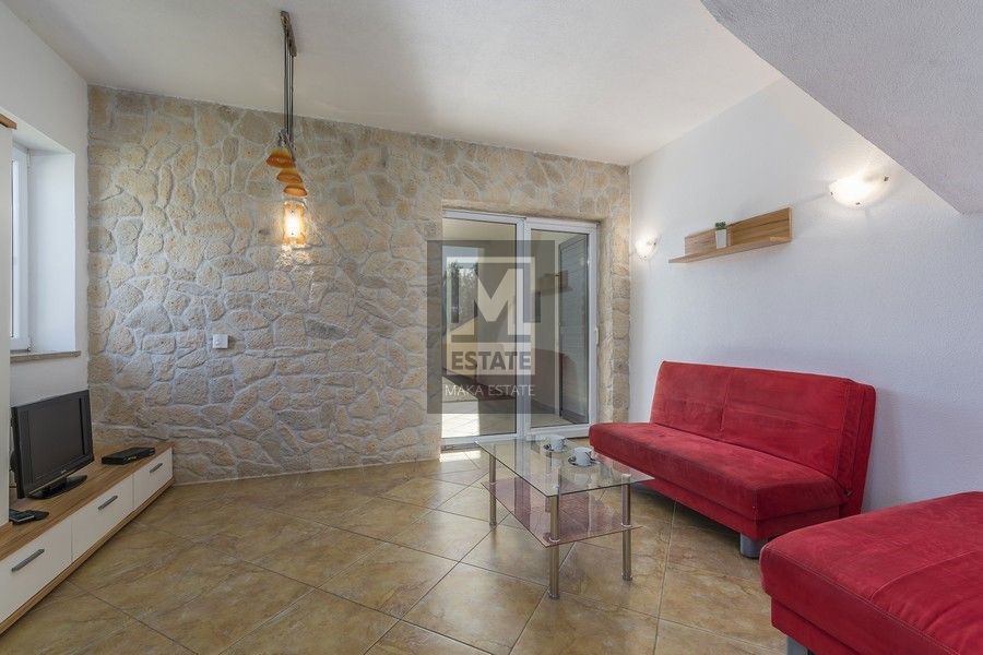 Cittanova, dintorni, casa a schiera con piscina e 3 camere da letto