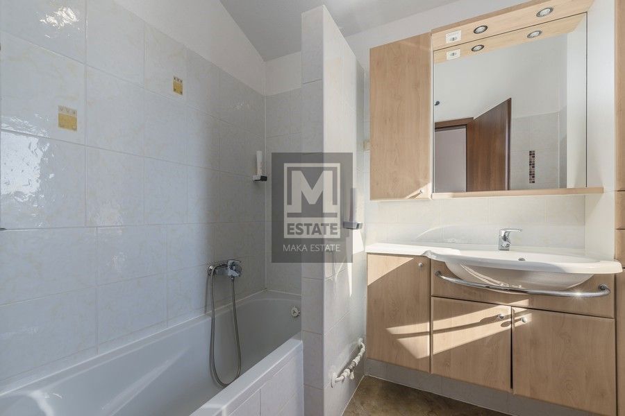 Cittanova, dintorni, casa a schiera con piscina e 3 camere da letto
