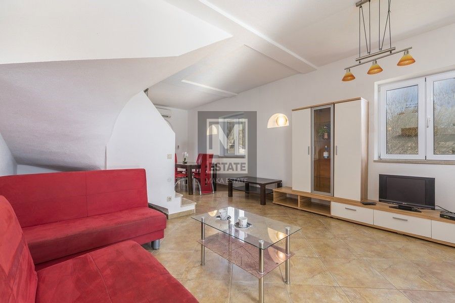 Cittanova, dintorni, casa a schiera con piscina e 3 camere da letto