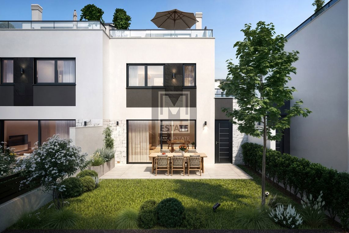 Parenzo, dintorni, moderna casa a schiera, a 2 km dal mare!
