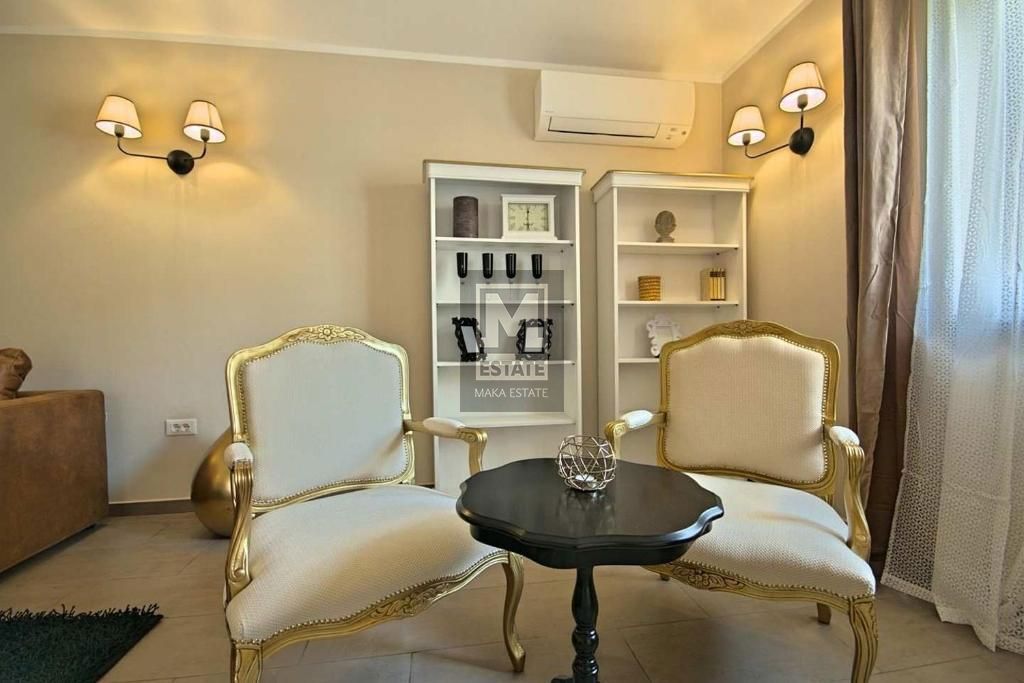 Parenzo, dintorni, villa rustica con vista aperta!