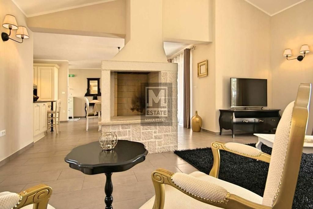 Parenzo, dintorni, villa rustica con vista aperta!