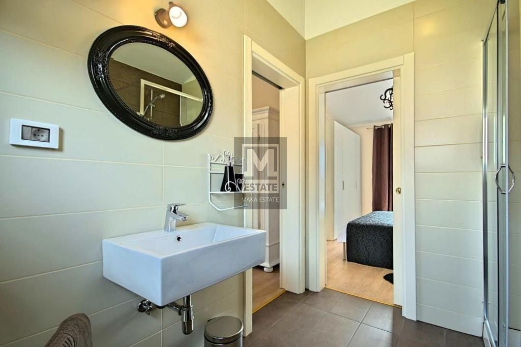 Parenzo, dintorni, villa rustica con vista aperta!