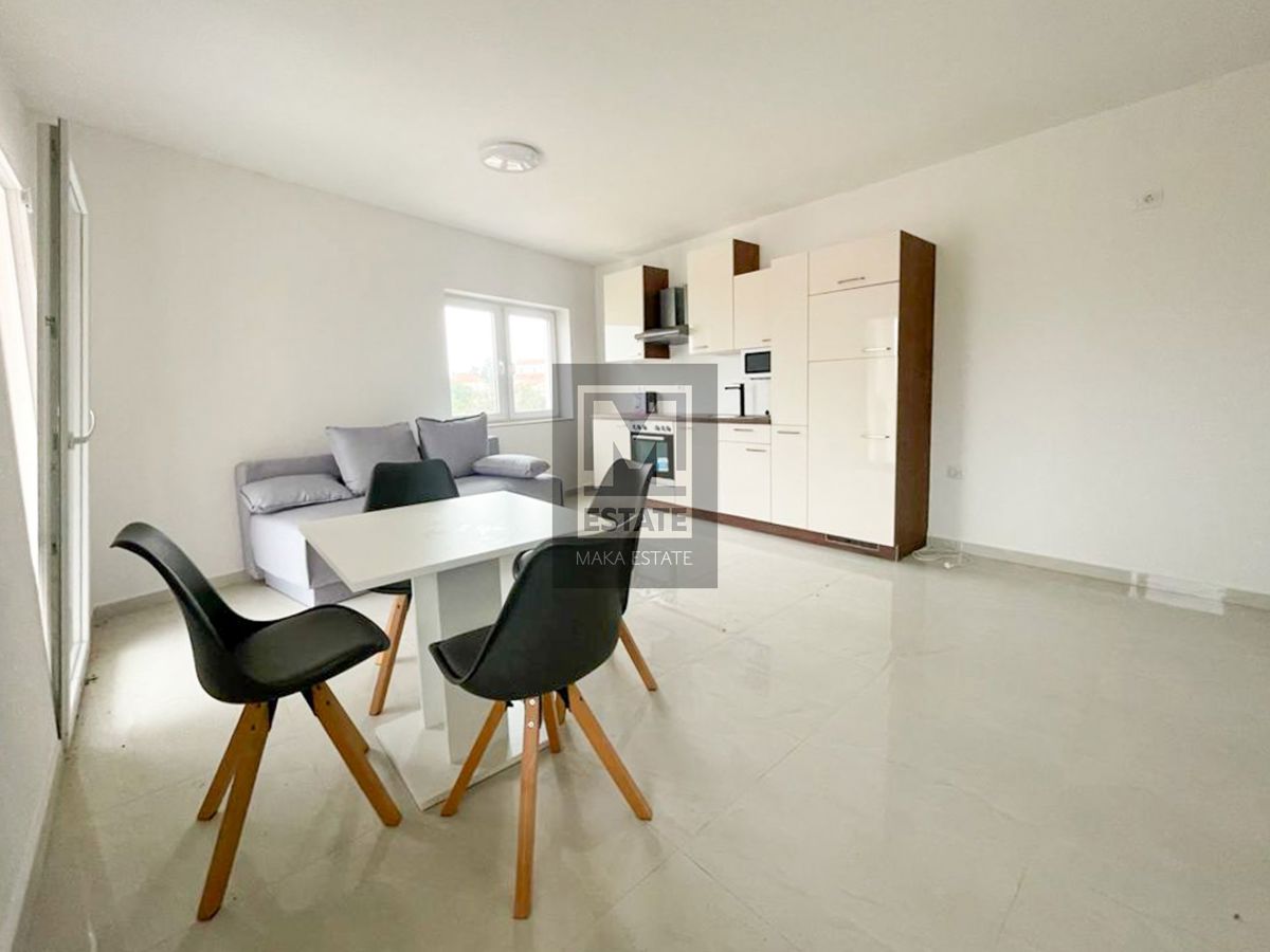 Istria, Medolino, casa con tre appartamenti con vista mare!