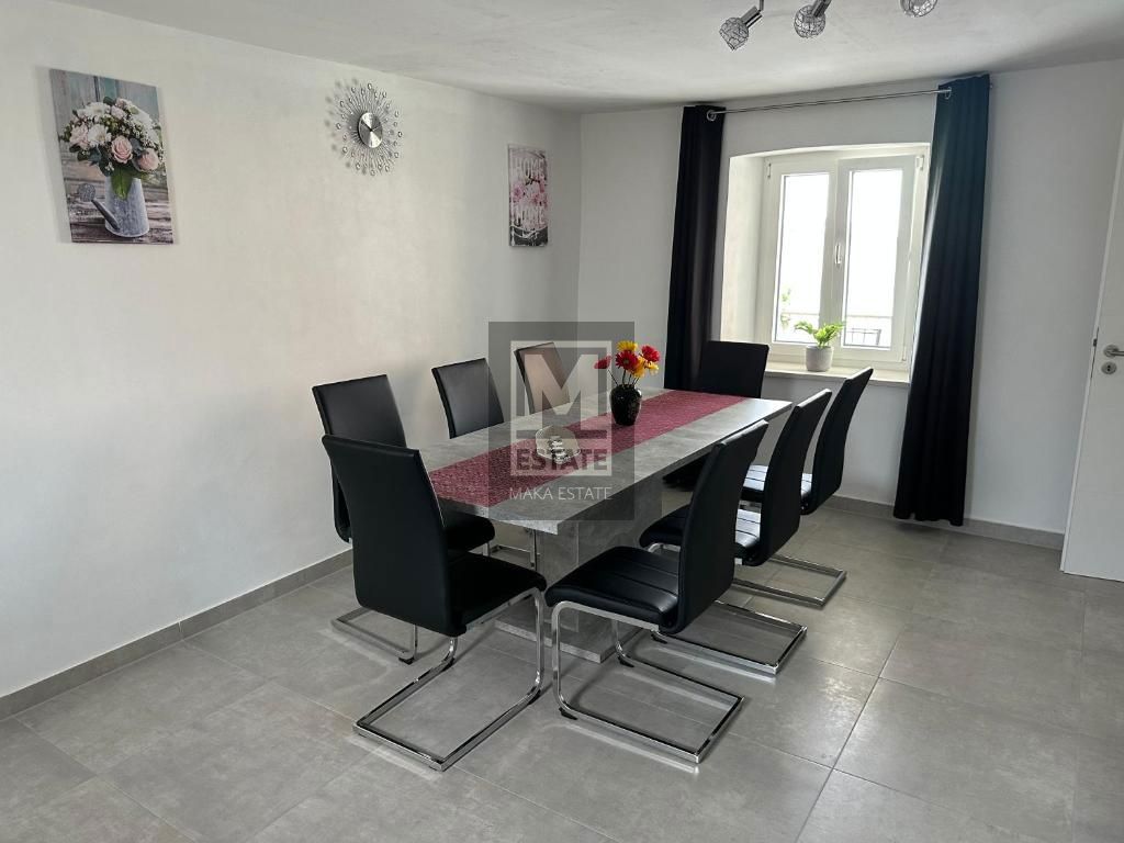 Parenzo, dintorni, Casa bifamiliare ristrutturata con giardino