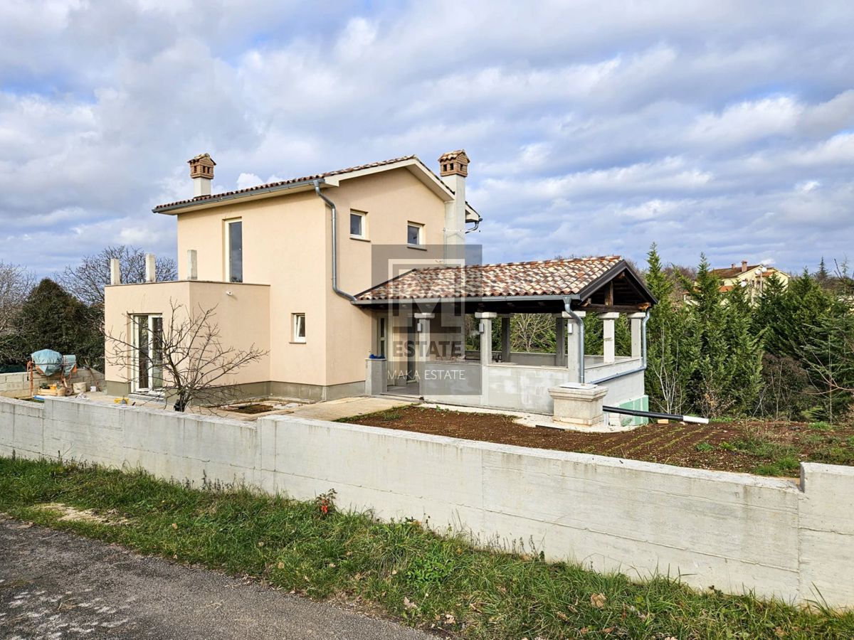 Parenzo, dintorni, casa con ampio giardino!