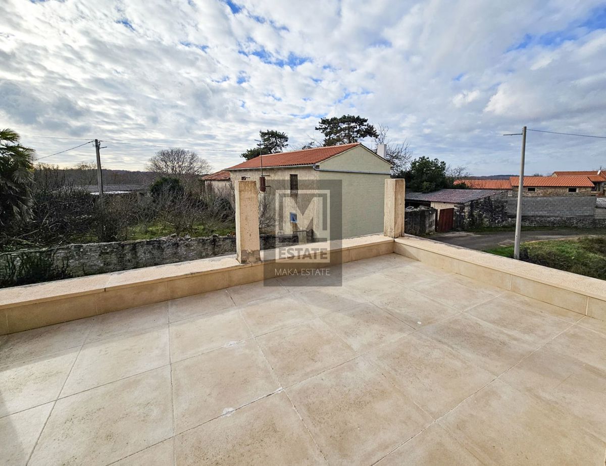 Parenzo, dintorni, casa con ampio giardino!