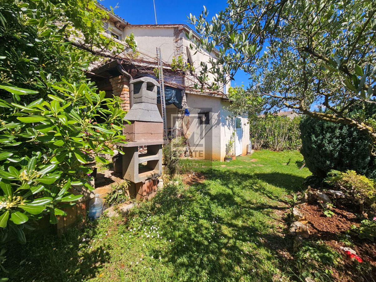 Parenzo, dintorni, affascinante casa autoctona ristrutturata