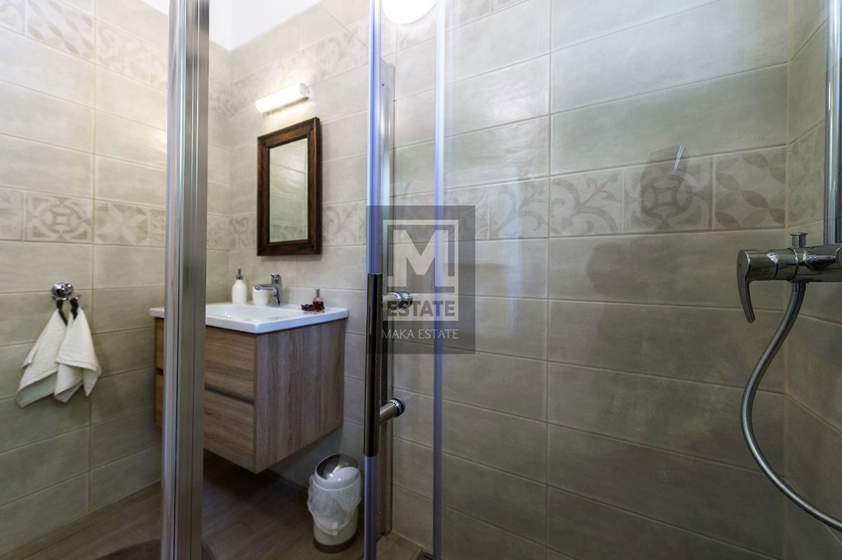 Parenzo, dintorni, affascinante casa unifamiliare con piscina!