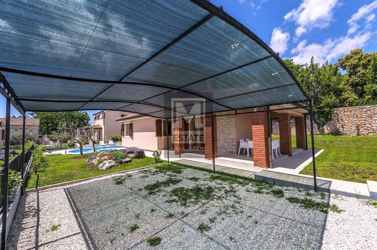 Parenzo, dintorni, affascinante casa unifamiliare con piscina!