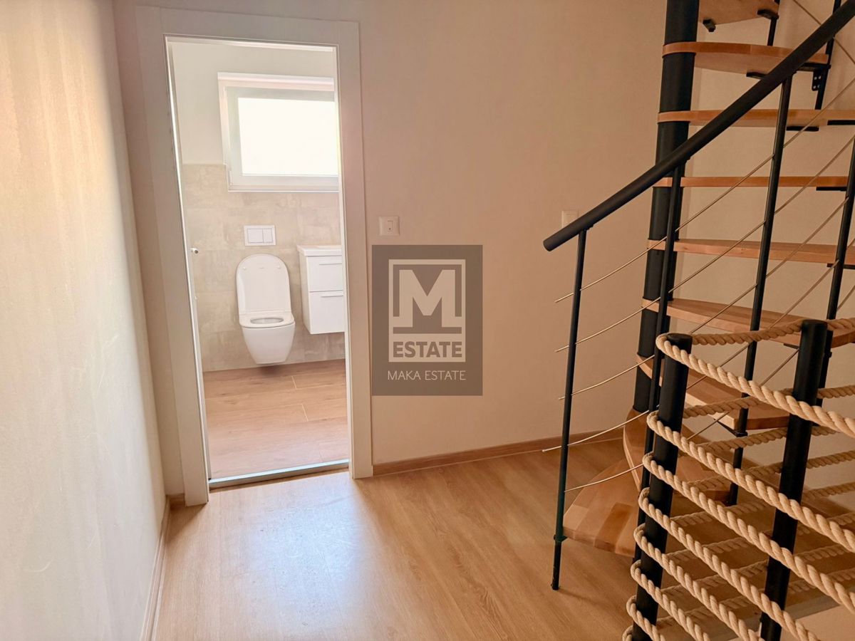 Peljaki, Tinjan, Splendida casa in pietra