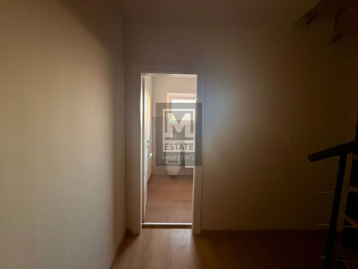 Peljaki, Tinjan, Splendida casa in pietra