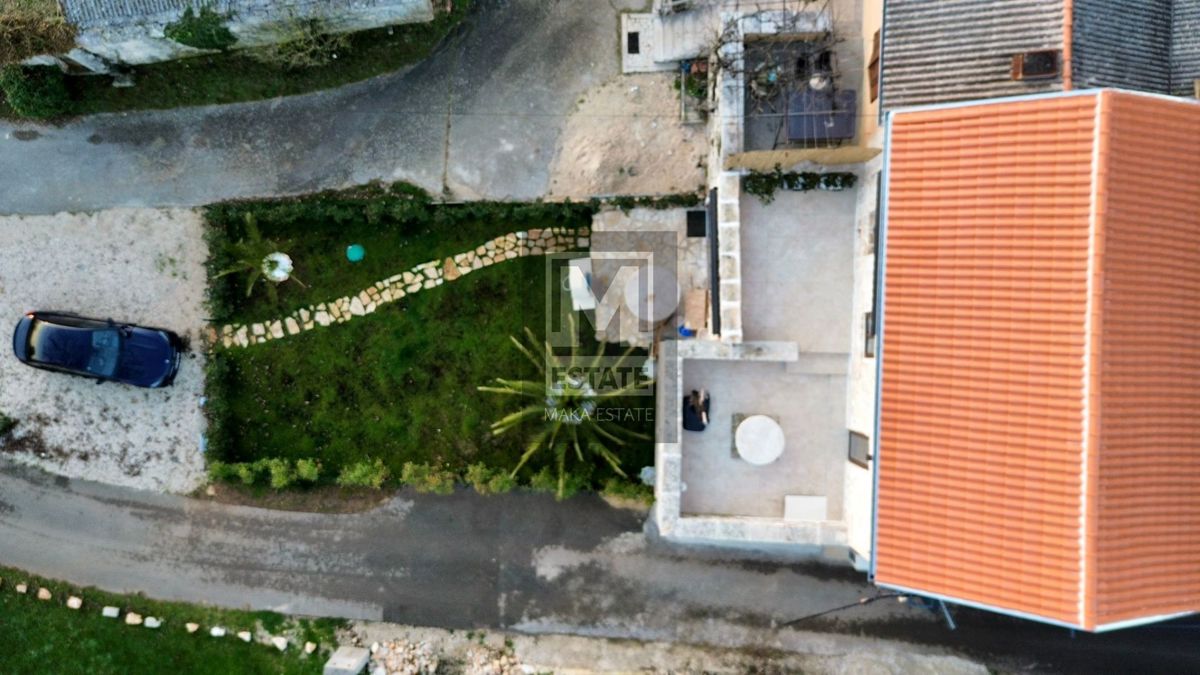 Peljaki, Tinjan, Splendida casa in pietra