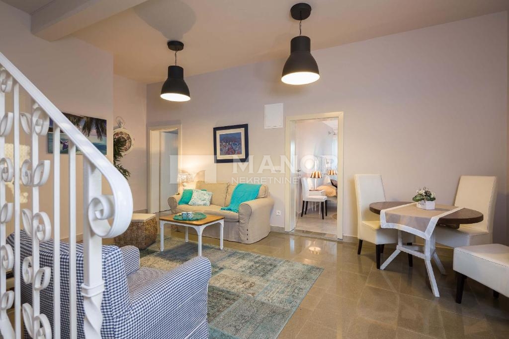Casa Dramalj, Crikvenica, 370m2