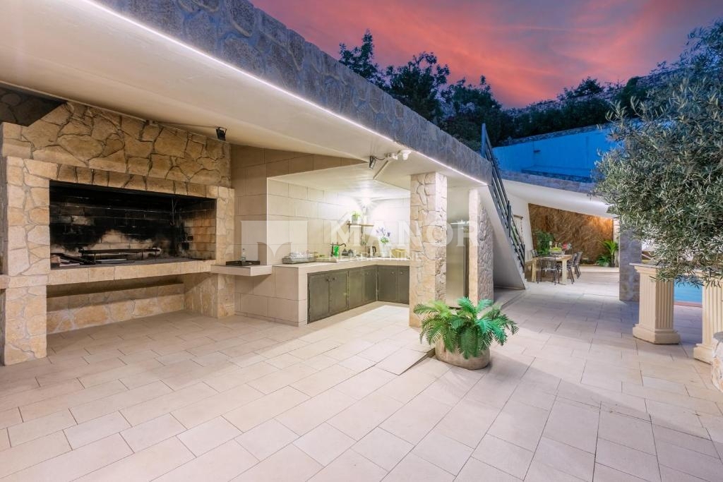 Casa Dramalj, Crikvenica, 370m2
